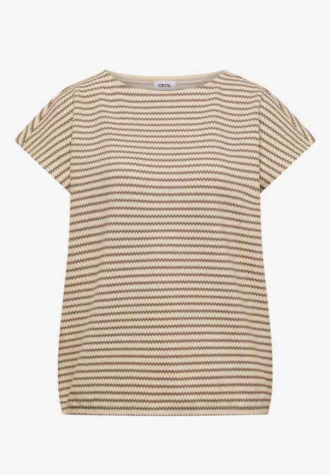 Beiges T-Shirt mit weißen, horizontalen Streifen und kurzen Ärmeln.