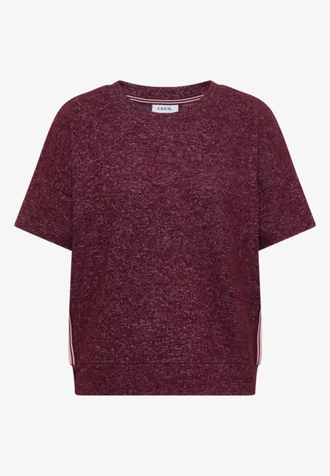 Kurzarm-Pullover aus meliertem, dunkelrotem Strick mit Rundhalsausschnitt.