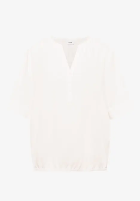 Schlichtes weißes Damen-Shirt mit 3/4-Ärmeln, V-Ausschnitt und leicht elastischem Saum.