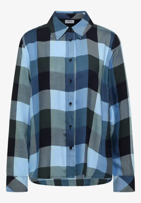 Geruit overhemd met lange mouwen in tinten blauw, groen en zwart.