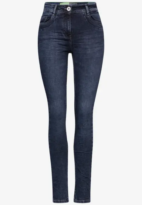 Jean skinny bleu foncé à cinq poches.