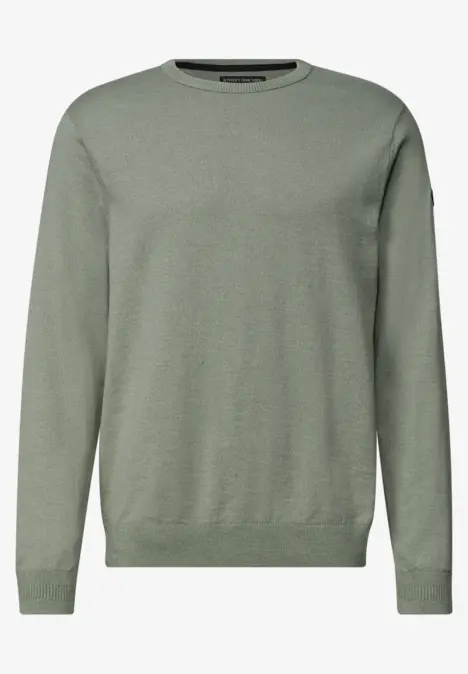 Een effen kaki sweater met ronde hals en lange mouwen.