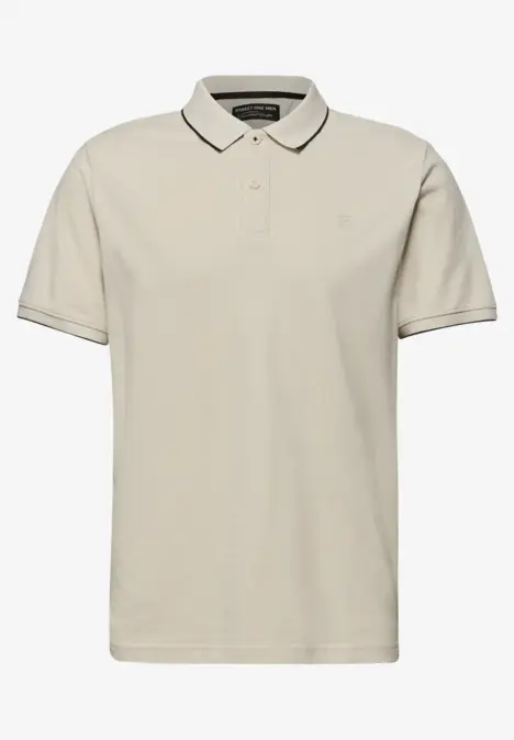 Lichtbeige polo met korte mouwen en kraag.