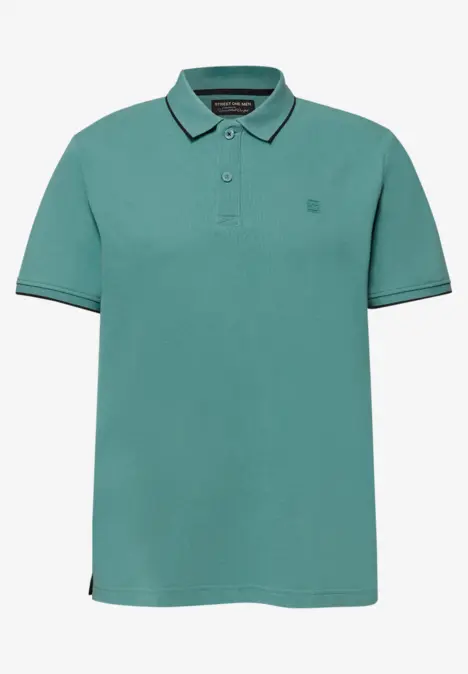Türkisgrünes Poloshirt mit Knopfleiste, klassischem Kragen und dezentem Logo auf der Brust.