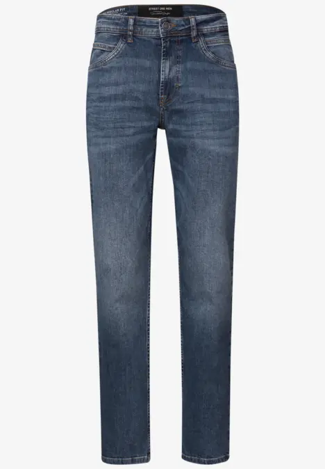 Blaue Jeanshose im klassischen Schnitt mit fünf Taschen.