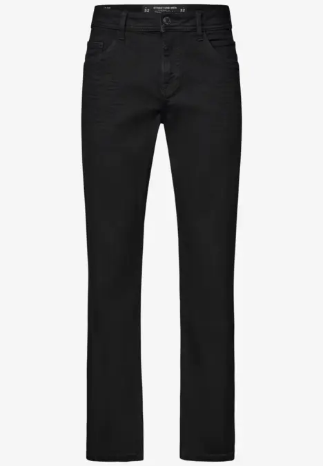 Schwarze Jeanshose mit geradem Schnitt.