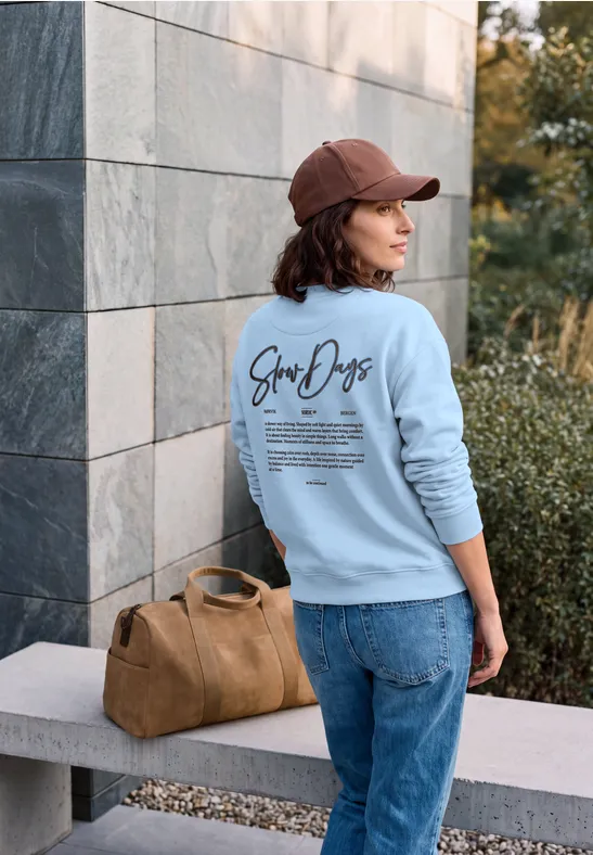 Sweatshirt met borduursel op de achterkant
