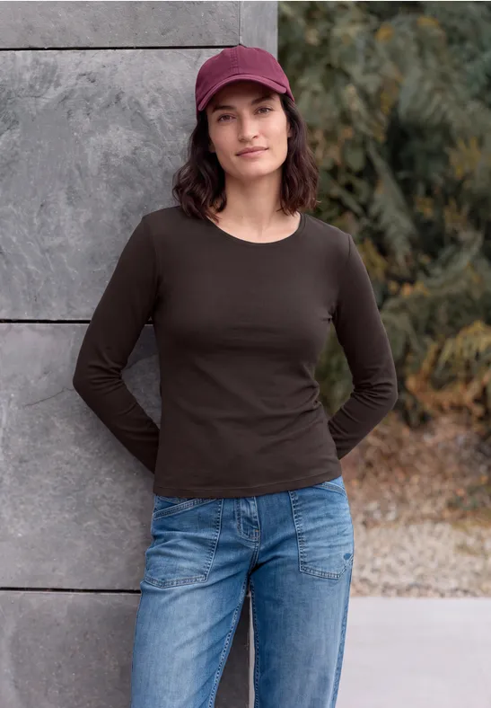 Basic longsleeve met ronde hals