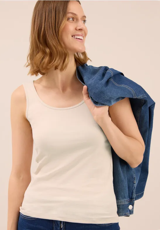 Basic top in effen kleur