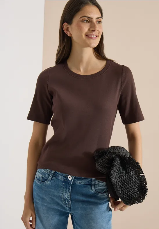 Basic T-Shirt in Rippstruktur