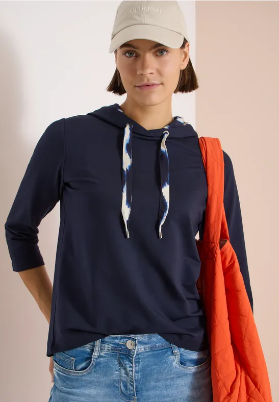 T-shirt à manches 3/4, à capuche et avec des motifs imprimés