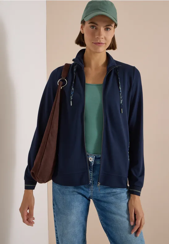 Leichte Jacke mit Stehkragen und Zipper