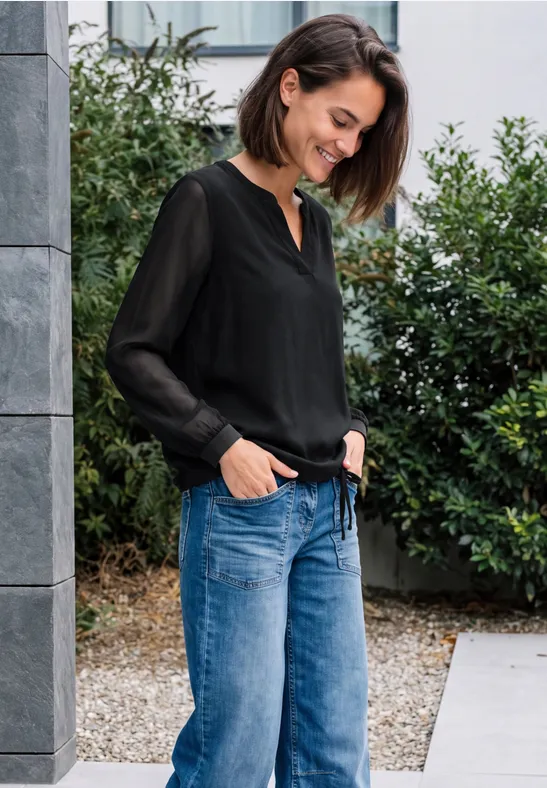 Langarm Bluse mit V-Neck und Strukturmix