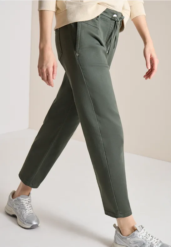 Mid Waist Slim Leg Pantalon Loose Fit