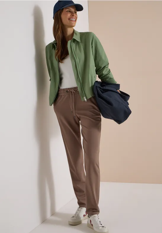 Mid Waist Slim Leg Hose im Casual Fit