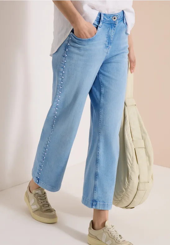 Wide Leg Jeans mit Embroidery-Detail