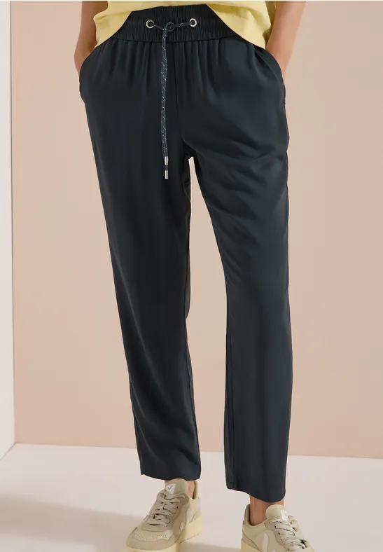 Mid Waist Slim Leg Hose im Loose Fit