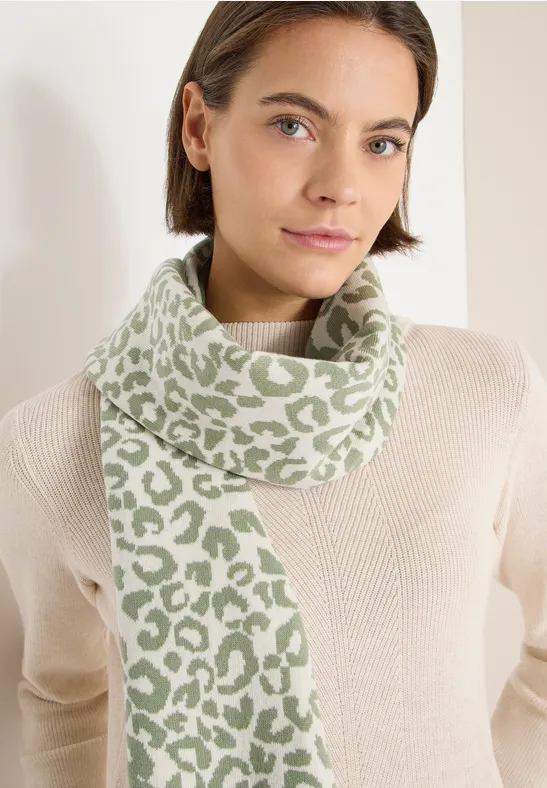 cecil Dreieckstuch Leo-Print 30% Polyester/30% Recycled Polyester/22% Polyamide/18% Viskose Grün