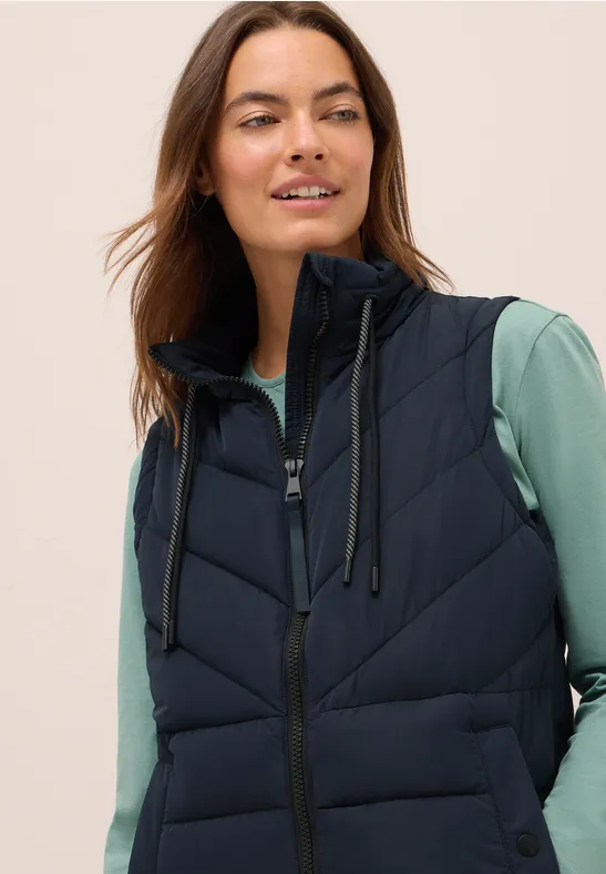 【極美品】シーエフシーエル ベスト FACADE VENTS VEST ネイビー CECIL Lang gewatteerd vest voor dames in Blauw | CECIL