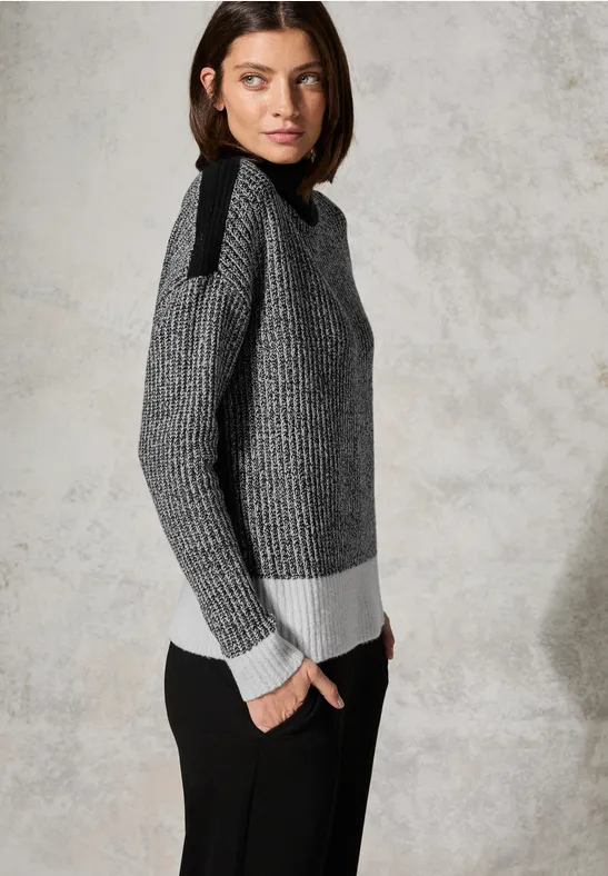 Pull manches courtes point fantaisie - M6145 pattern by Bergère de France